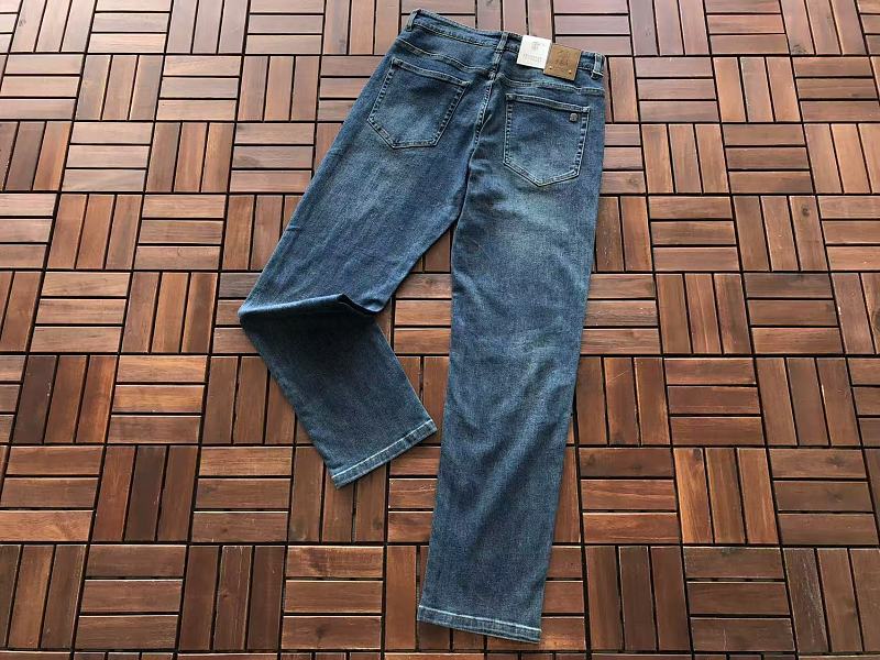 Br N L O C Ci L I Jeans · 6