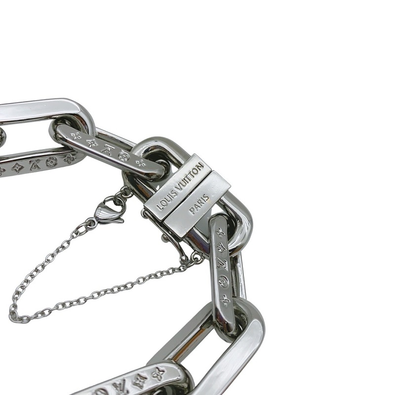 L Jewelry 9