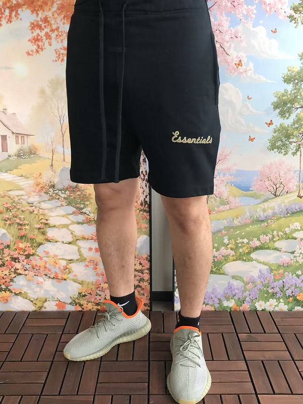 Essentials Shorts 4