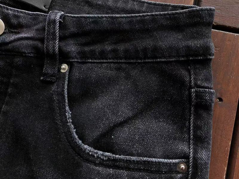 Amiri Jeans 12