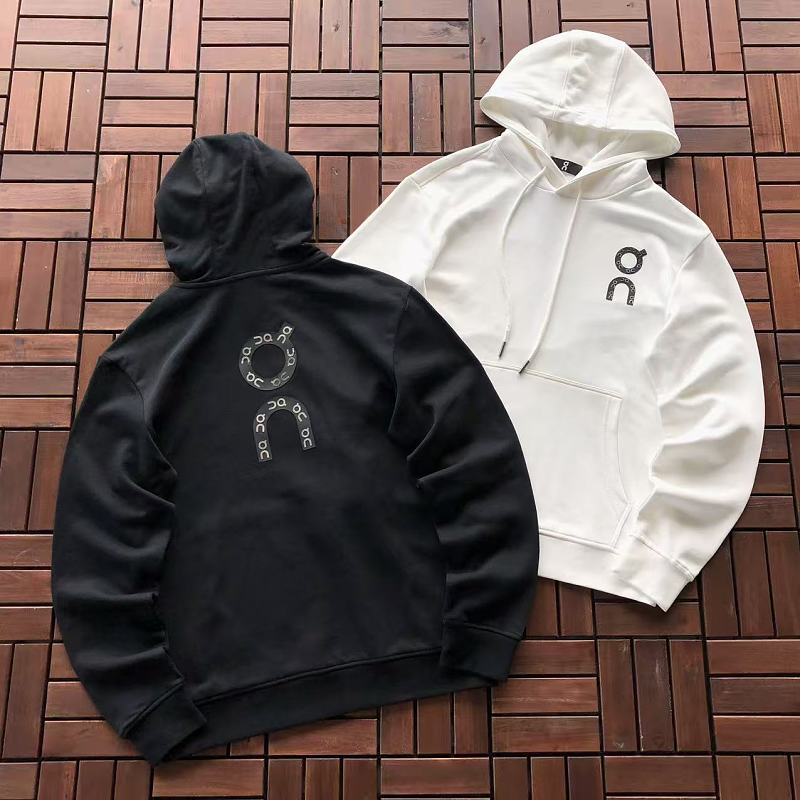 On Ru I G Hoodie 3