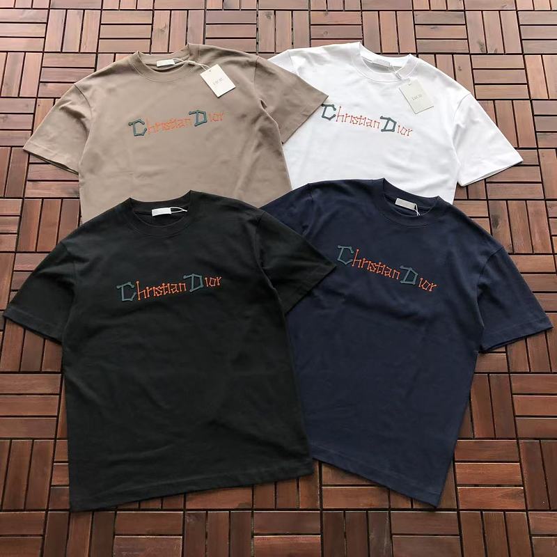 D O T-shirt · 6