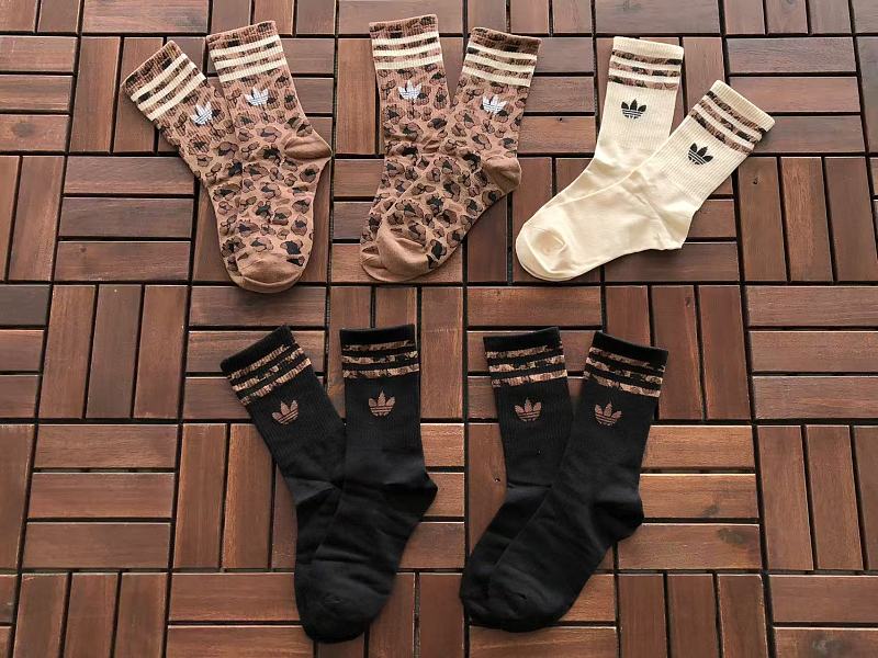 Di As Socks · 3