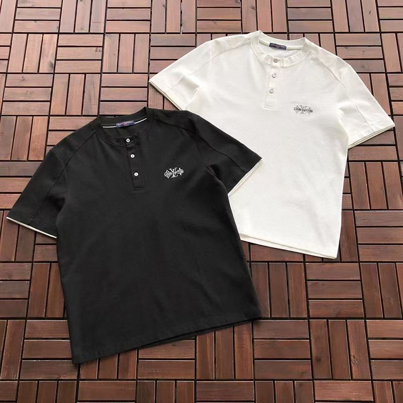 L T-shirt · 5