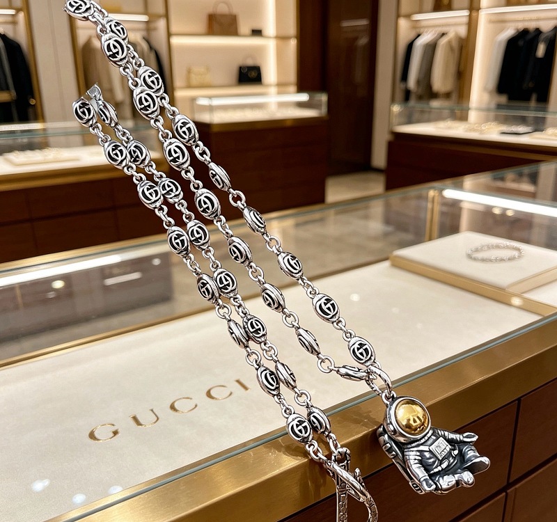 G C I Jewelry · 3