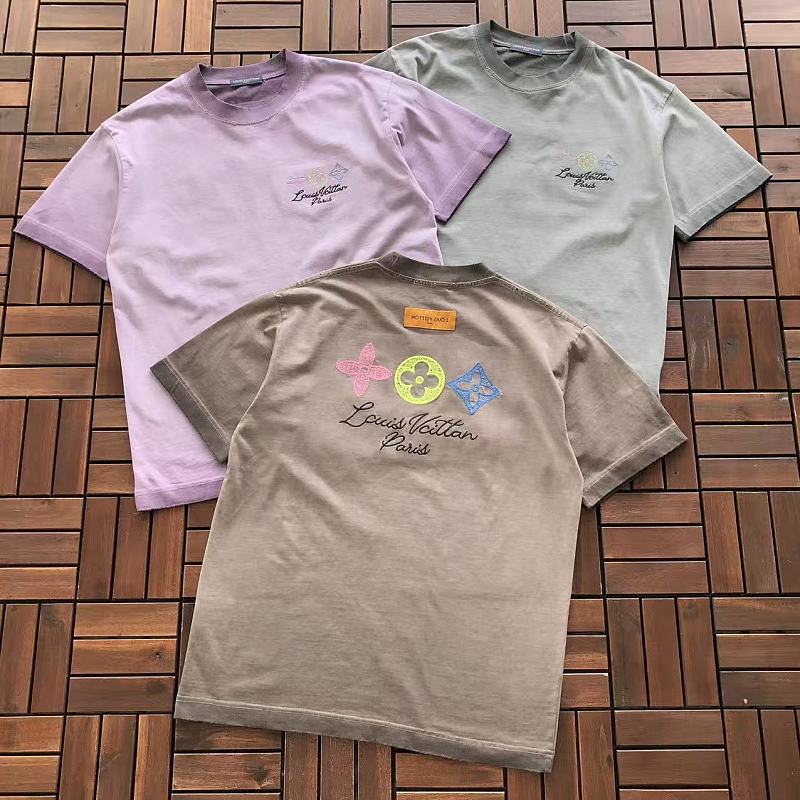 L T-shirt · 5