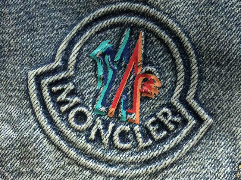 M R Jeans 10