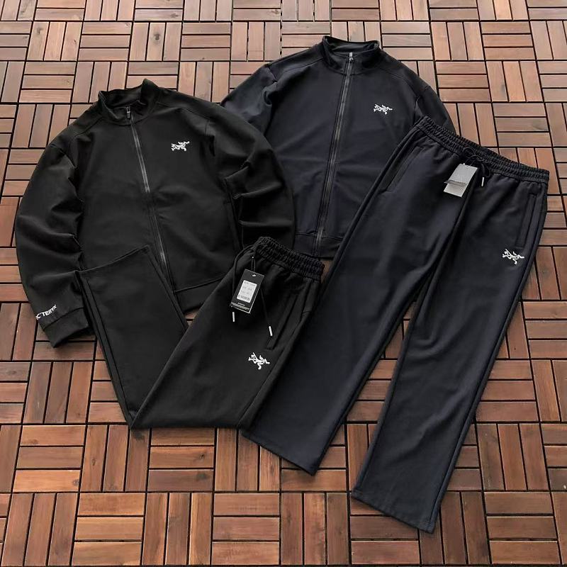 A T Yx Sweater Trousers · 6