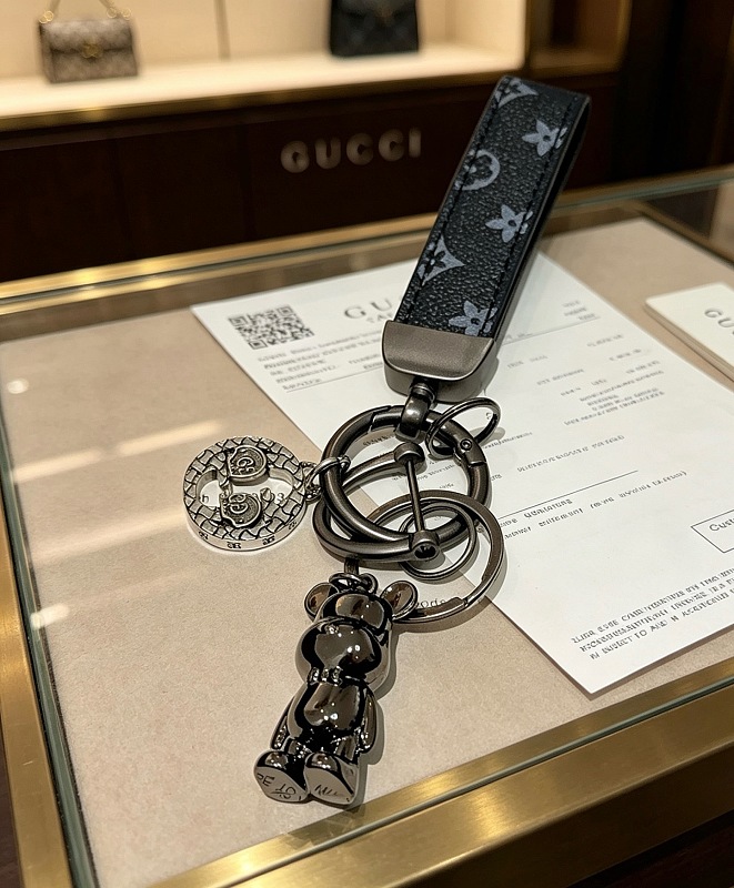 G C I Jewelry · 4
