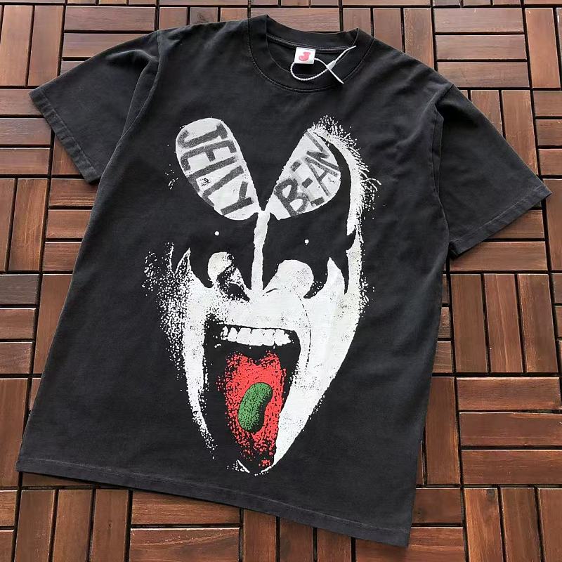 Fashion T-shirt · 5