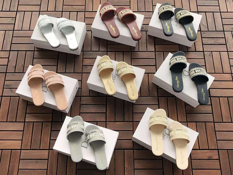 D O Slippers · 5