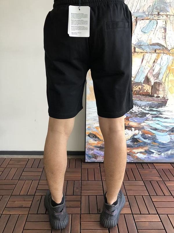 M R Shorts · 5