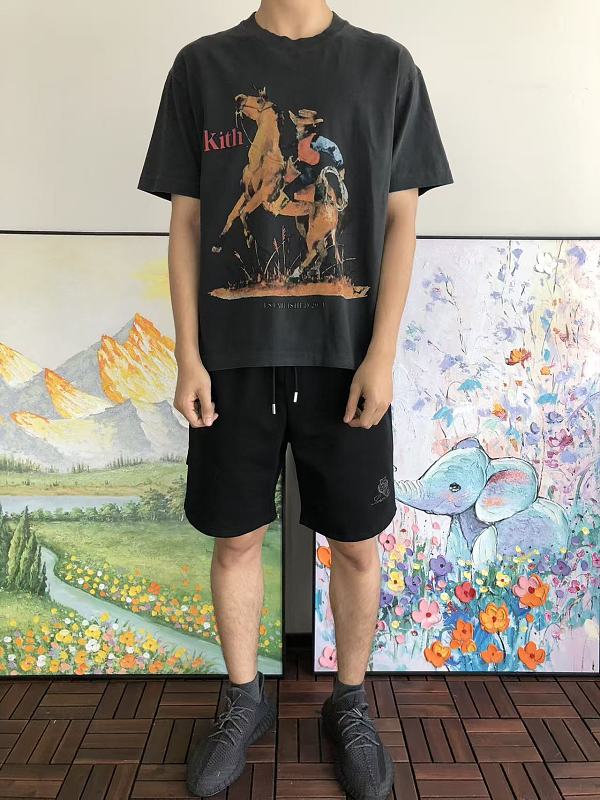 Apricot Black K T T-shirt · 5