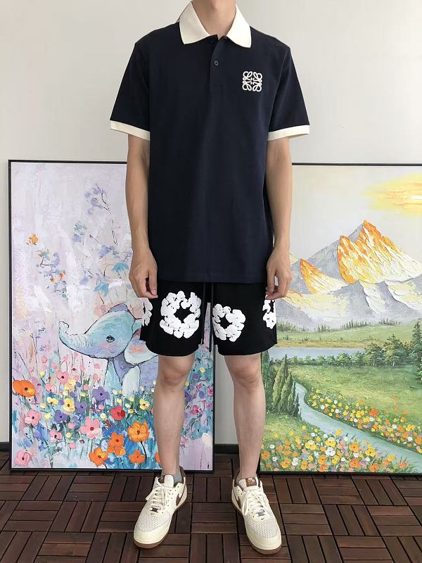 L E T-shirt · 3