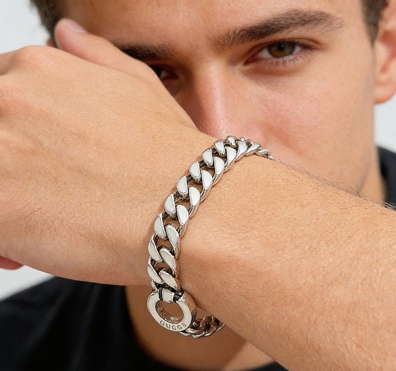 G C I Jewelry · 3