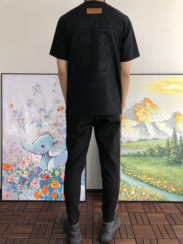 L T-shirt 4