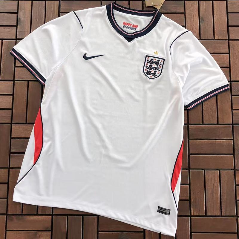 Football T-shirt · 4