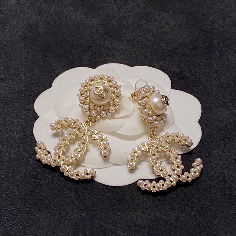 C A E Jewelry · 3
