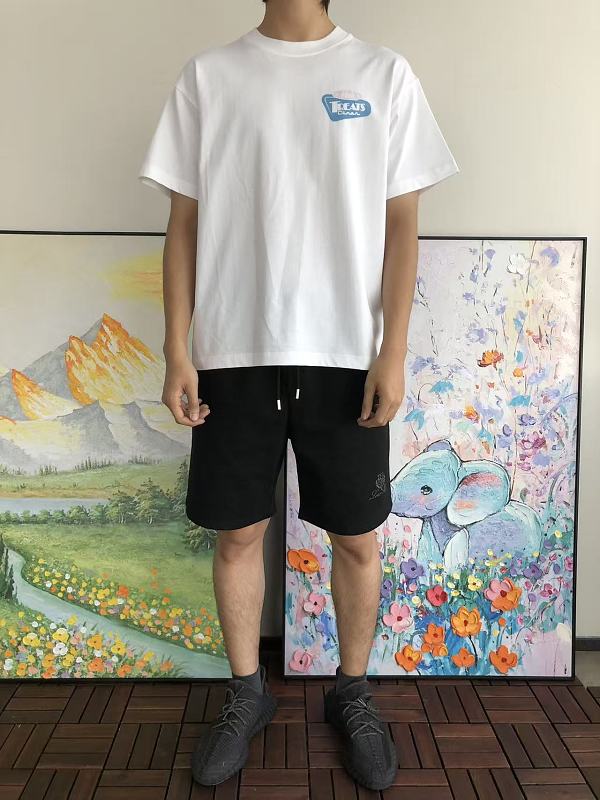 K T T-shirt · 3