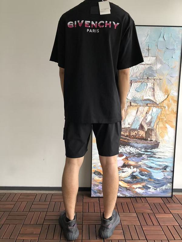 Gi En H T-shirt · 4