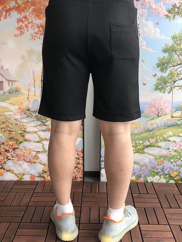 D O Shorts · 4