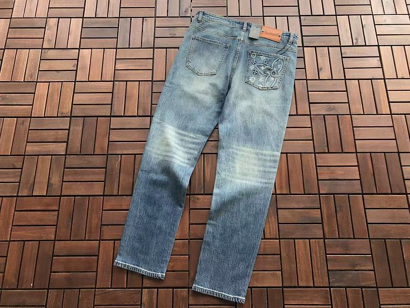 L Jeans · 6