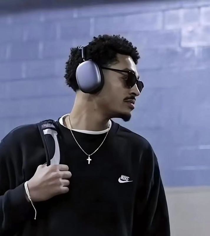 Nike Sweater 6