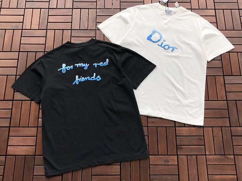 D O T-shirt · 6