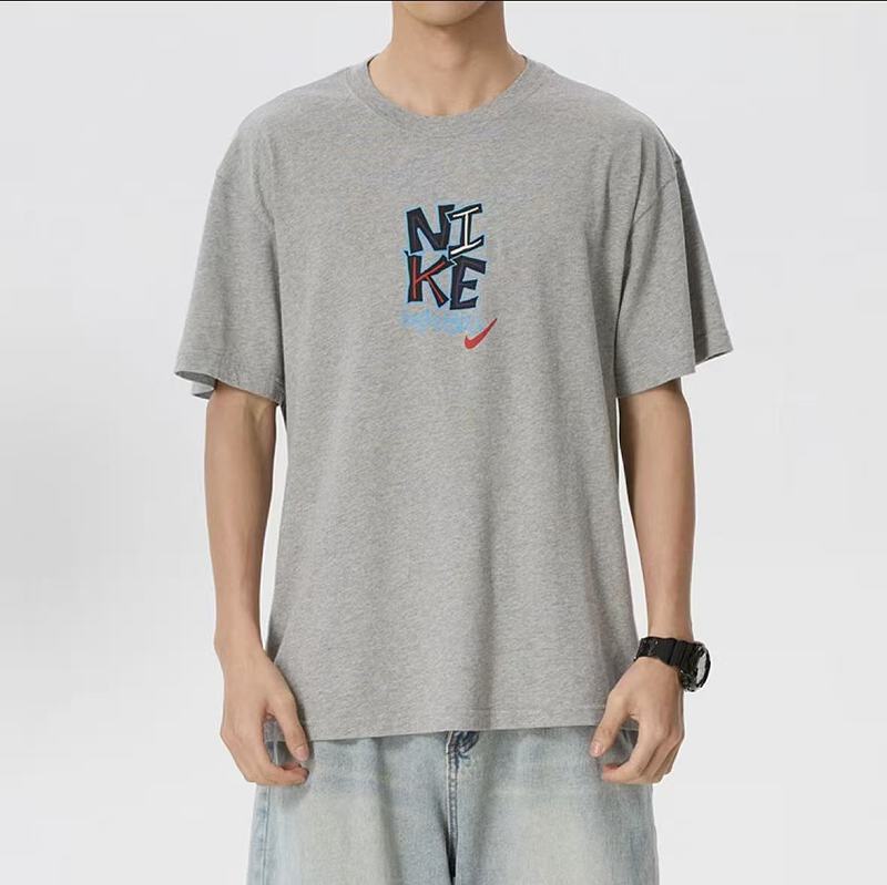 Nike T-shirt · 2