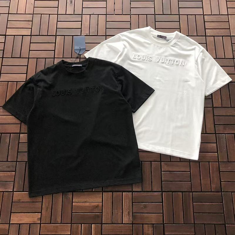L T-shirt · 5