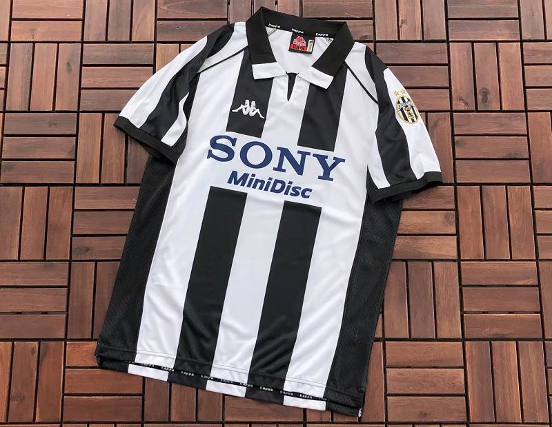 Football T-shirt · 5