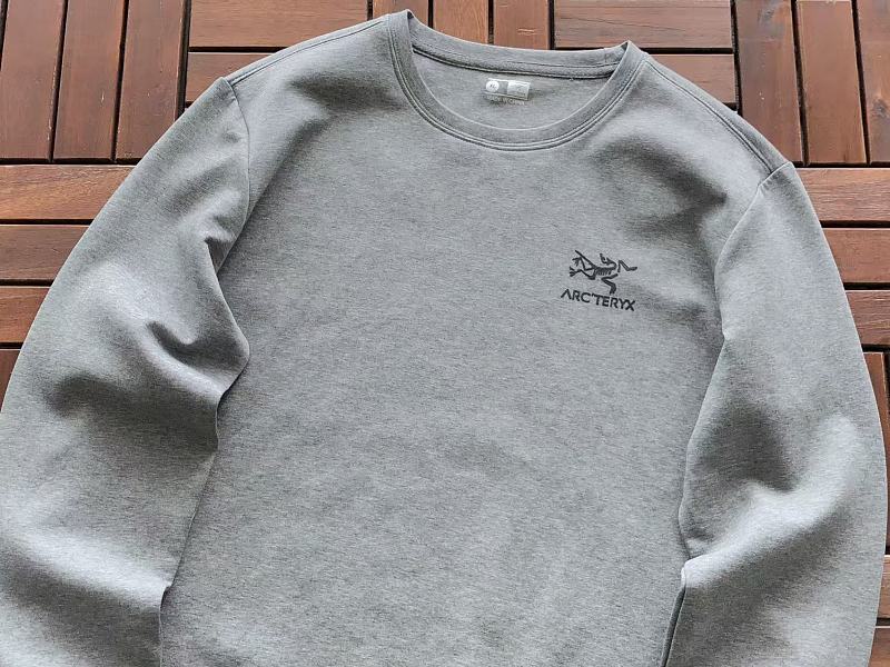 A T Yx Sweater 12