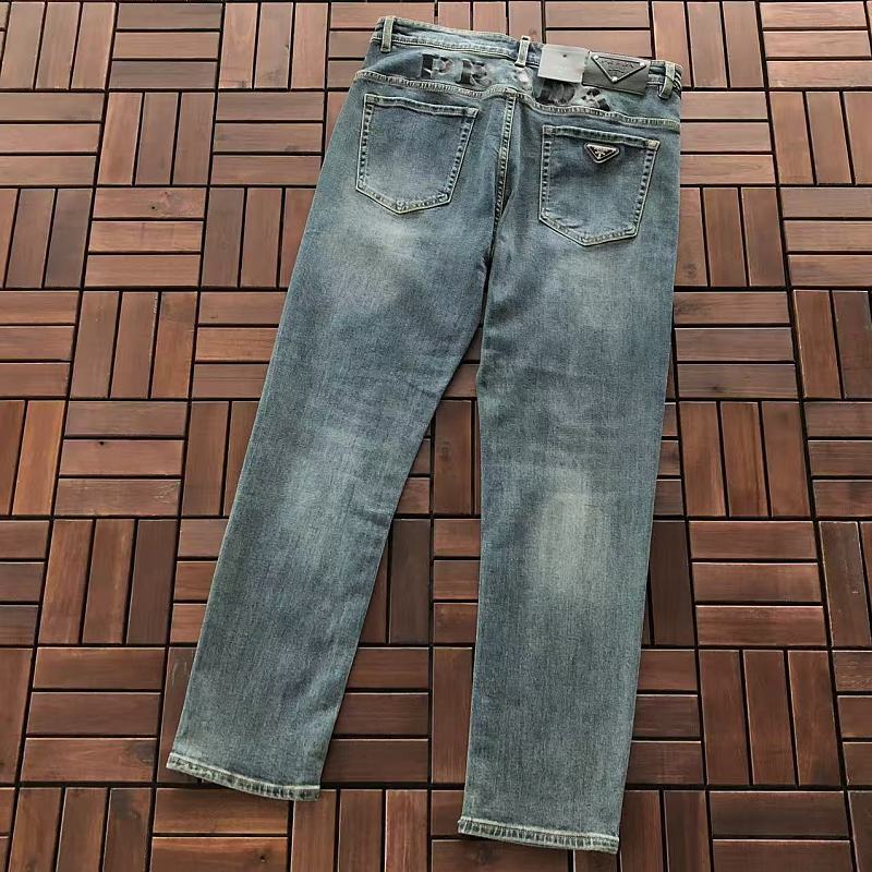 P A A Jeans · 3