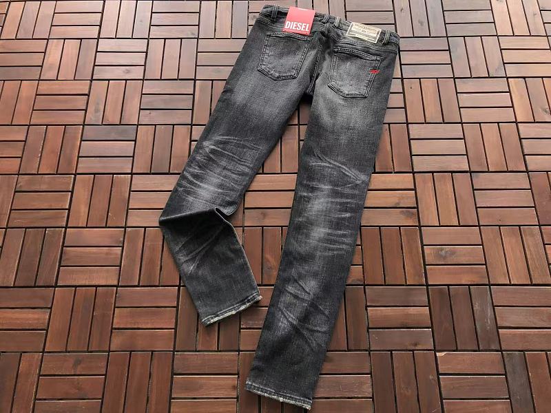 D E E Jeans · 4