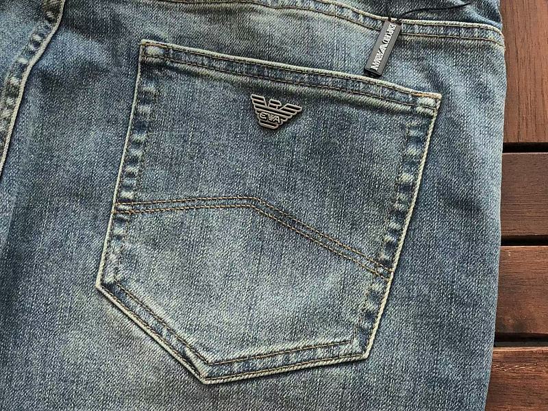E P R A M N Jeans 9