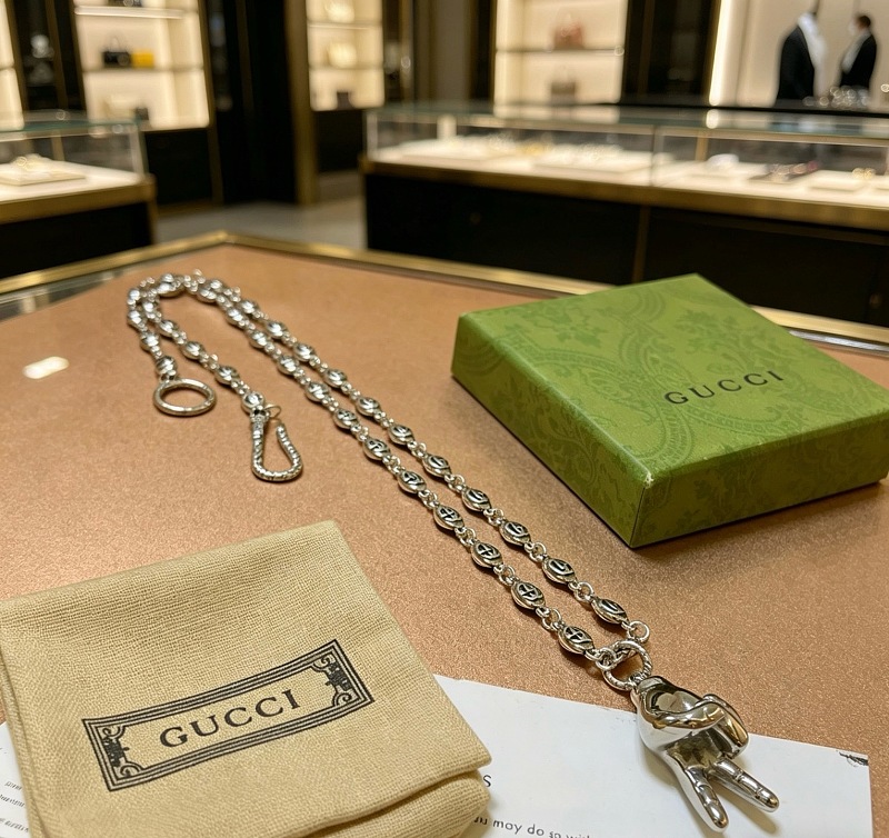 G C I Jewelry · 3