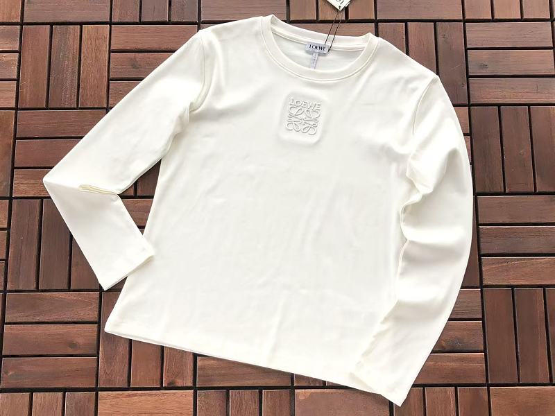 L E Long-sleeve Woman · 6