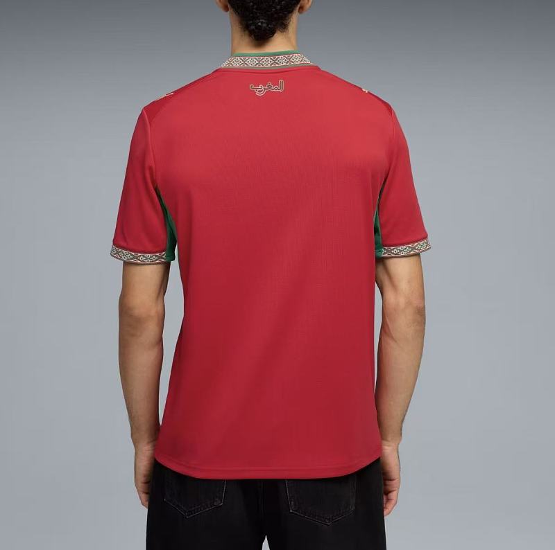 Football T-shirt · 4