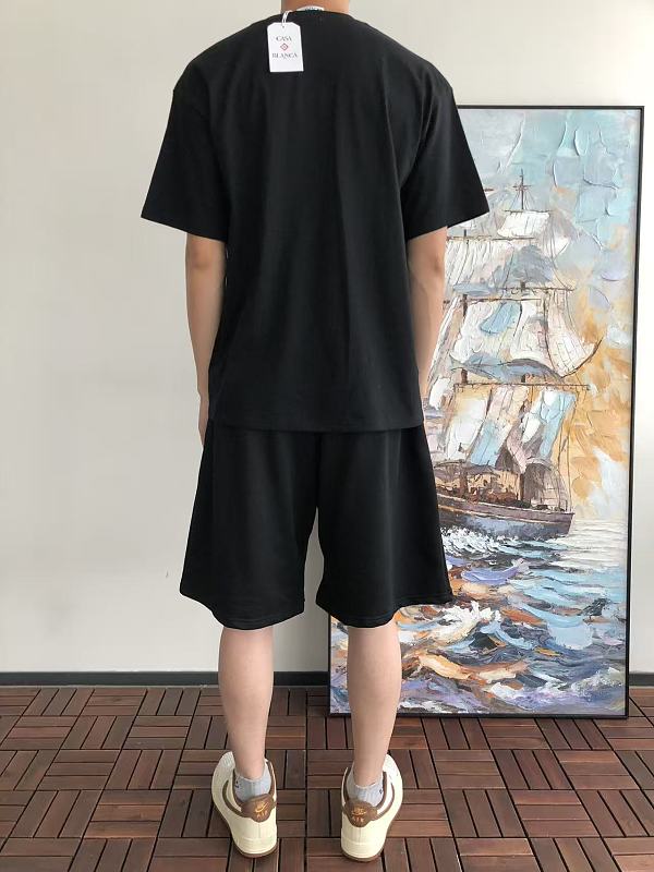 C S Bl C T-shirt · 4