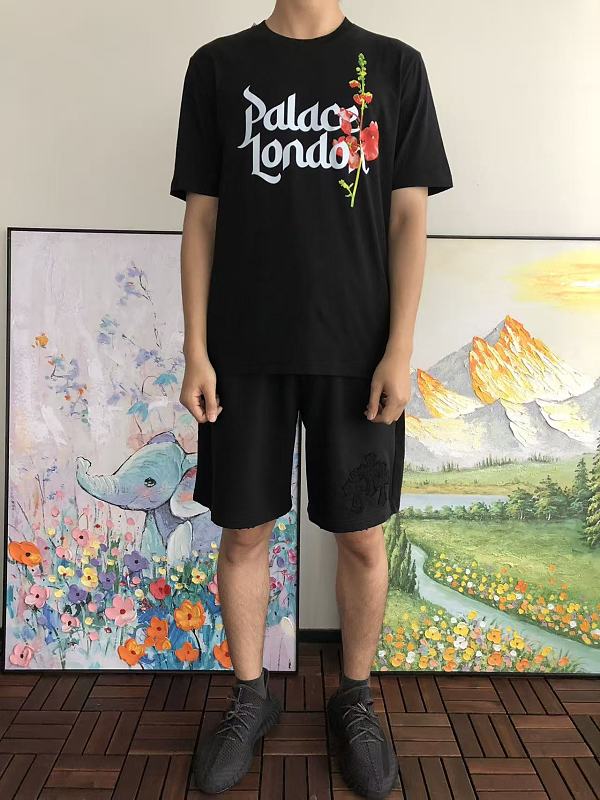 P La E T-shirt · 4