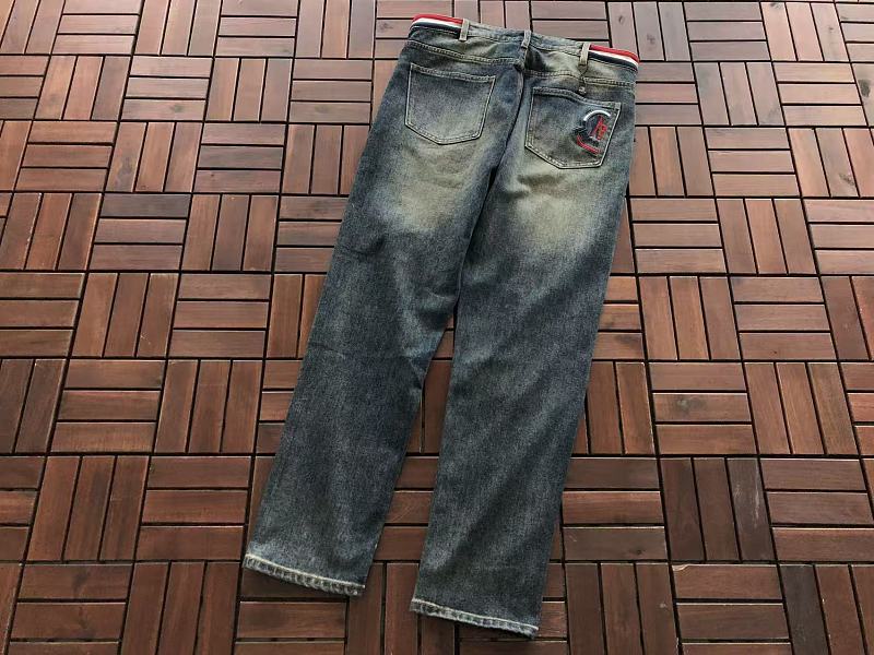 M R Jeans 6