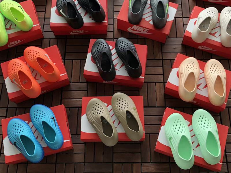 Nike Slippers 7