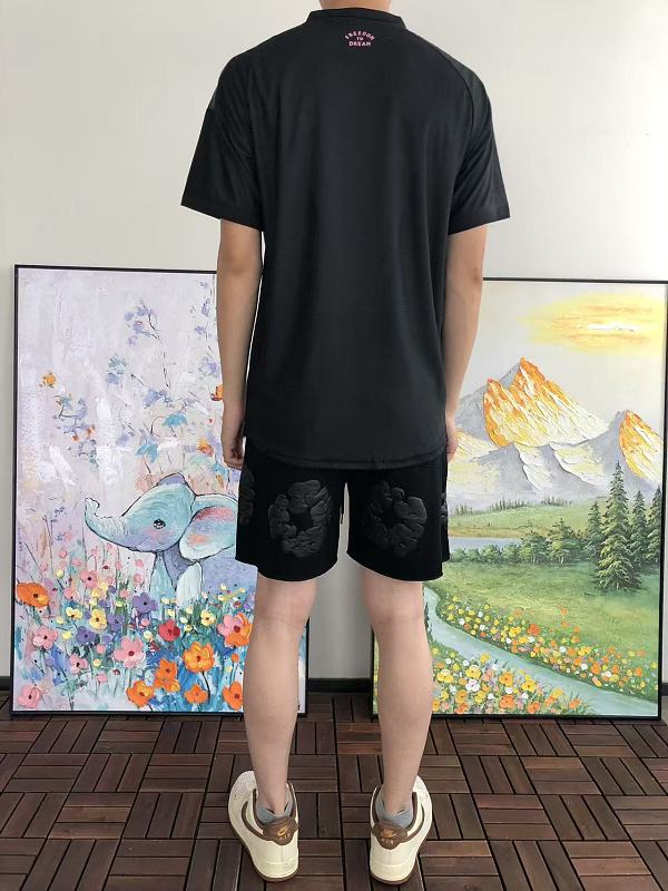 Football T-shirt · 4