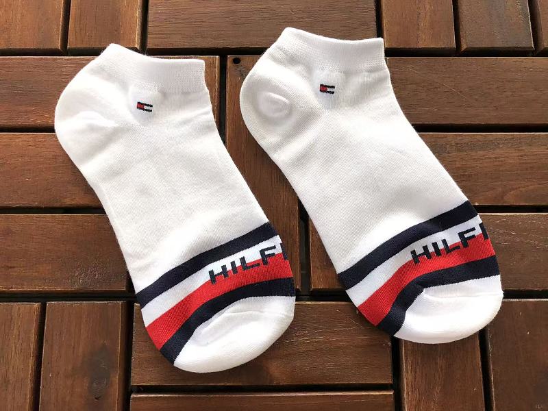 T H R Socks 11