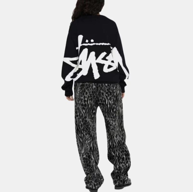 St S Y Sweater · 3