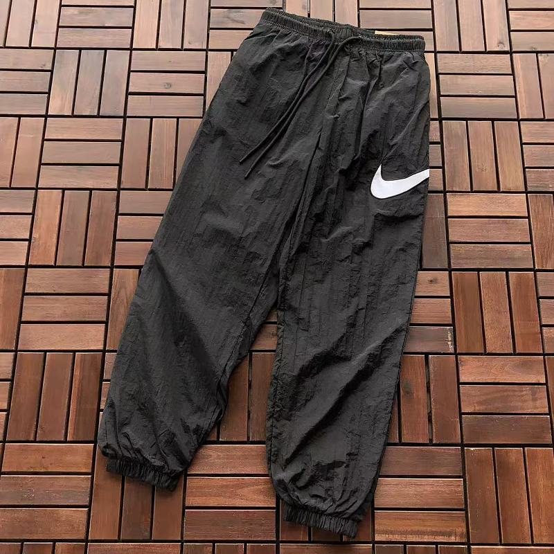 Nike Trousers · 3