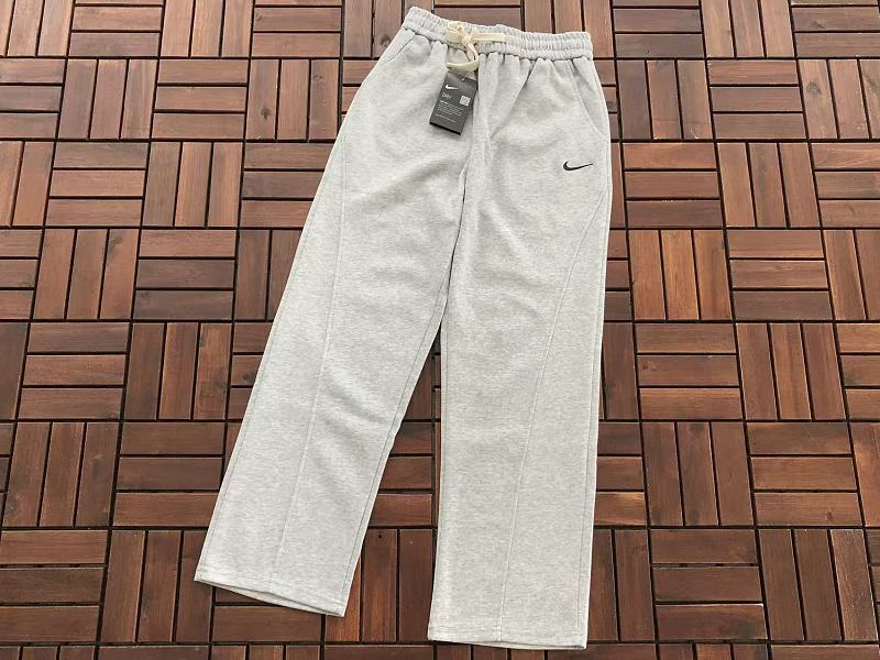 Nike Trousers 7
