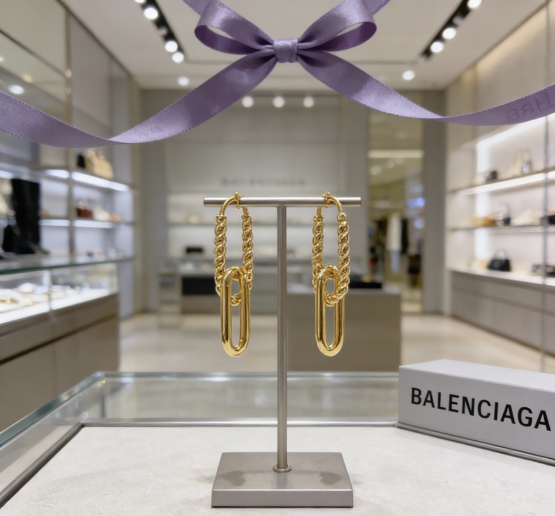 B L Ia A Jewelry · 3