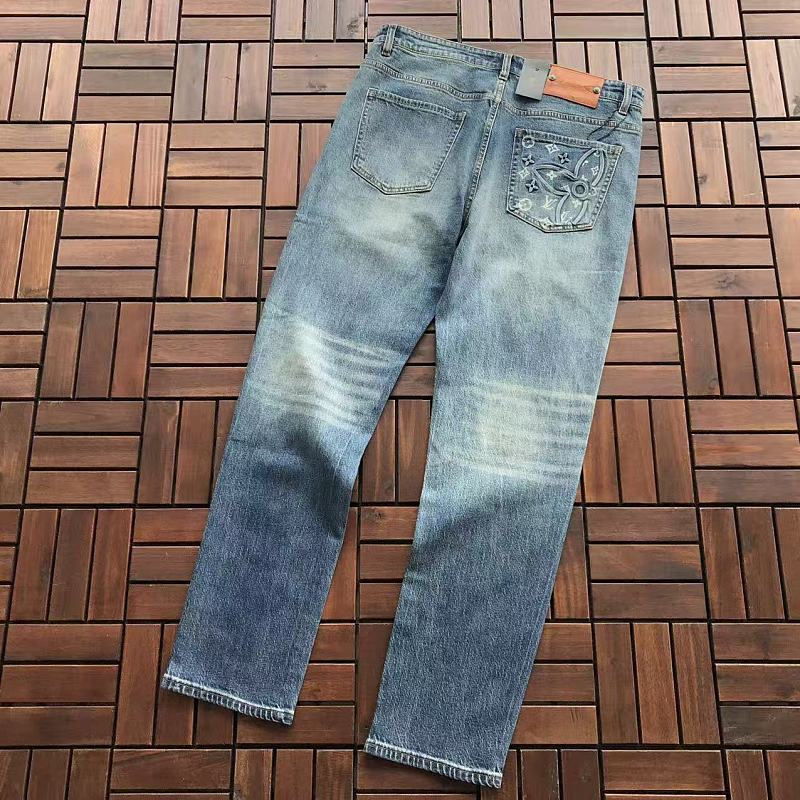 L Jeans · 5
