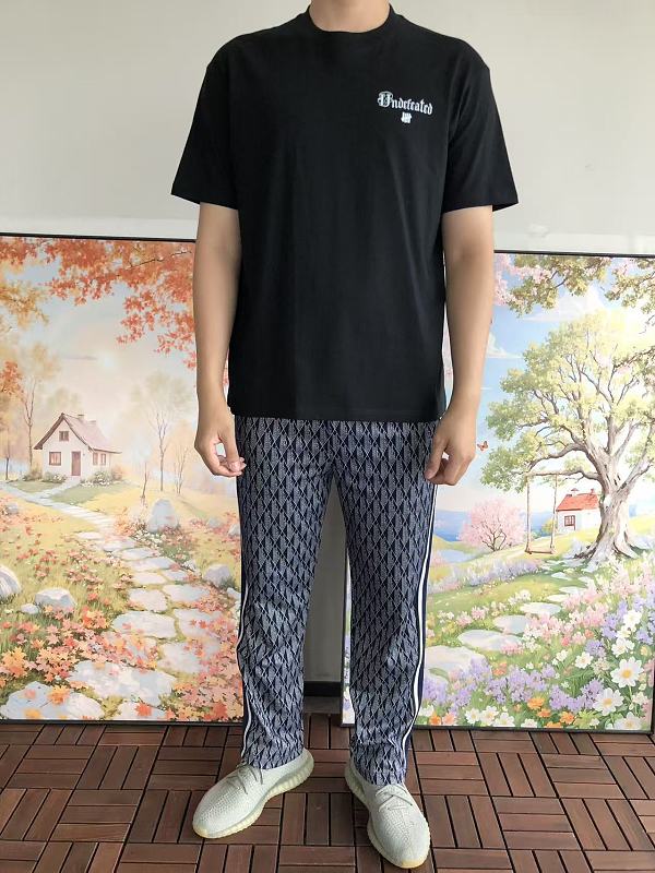 Undefeated T-shirt · 3